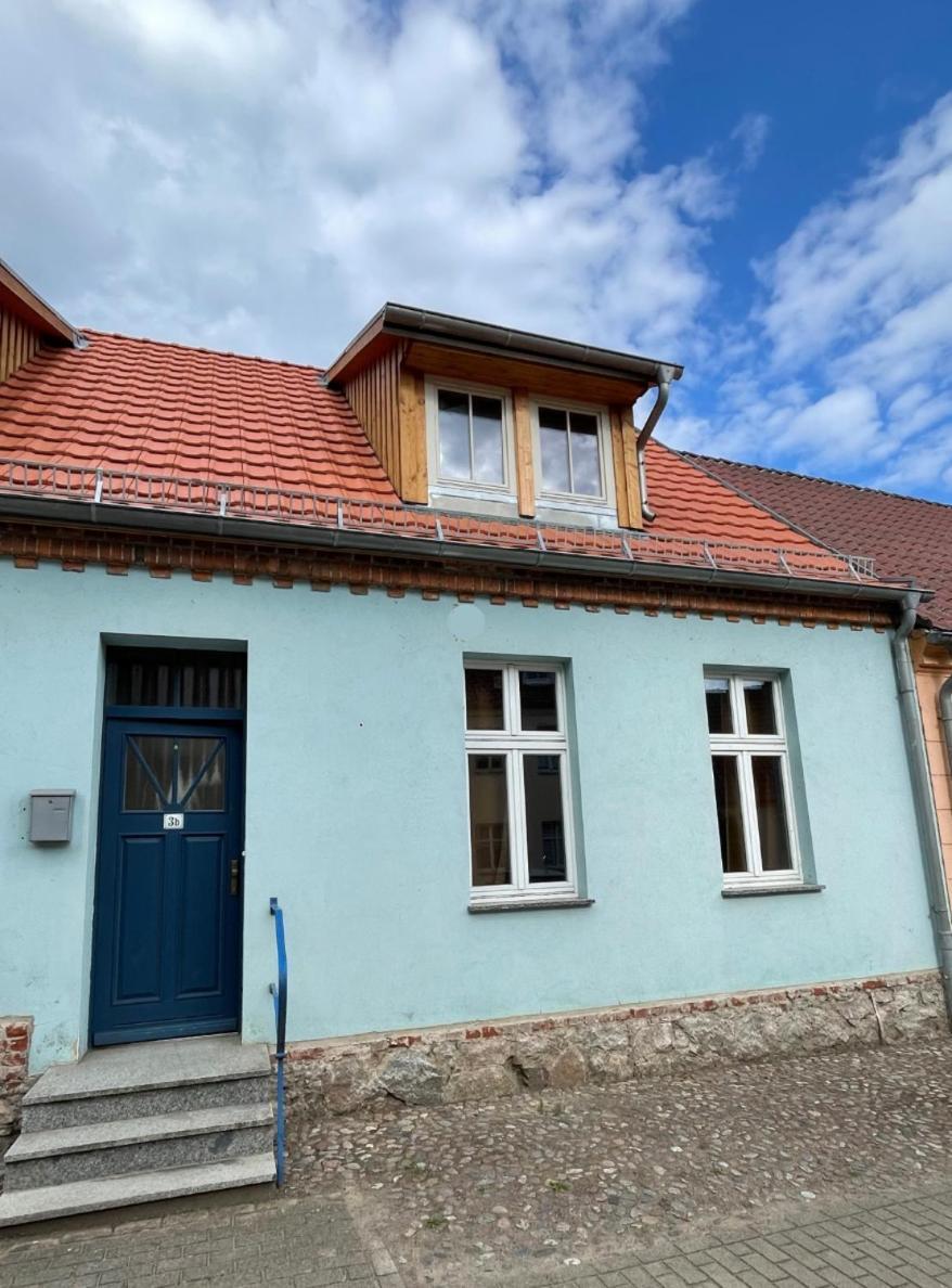 Fewo-Schlossstrasse - Zum Blauen Haus Penkun Exterior photo
